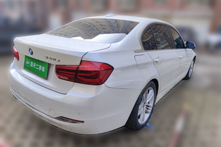 Used BMW 3 Series 2016 320Li Ambition Model
