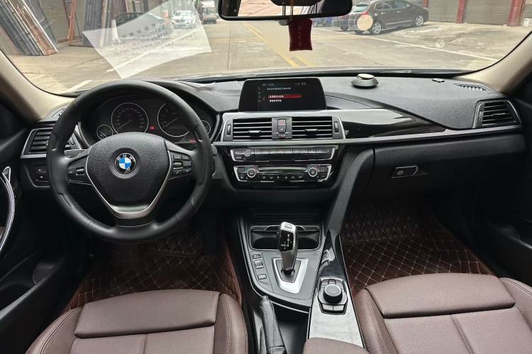 Used BMW 3 Series 2018 320Li Fashion Model
