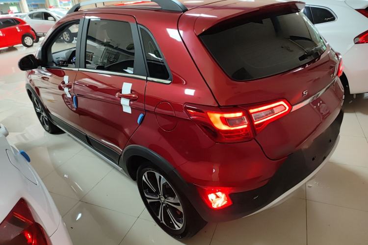 Used BAIC Senova X25 2015 1.5L Manual Elite Edition