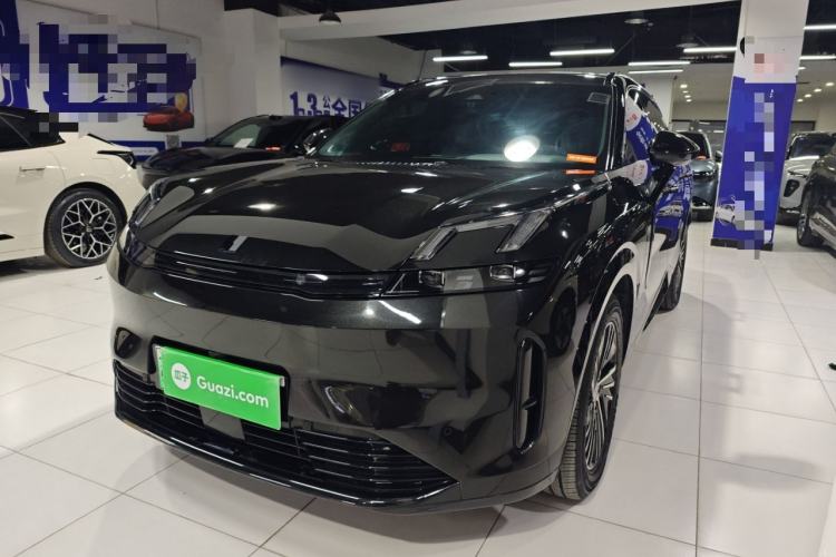 Used Lynk & Co 08 EM-P 2025 120km Long-Range Pro