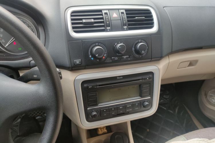 Used Skoda Fabia 2011 1.6L Automatic Crystal Edition