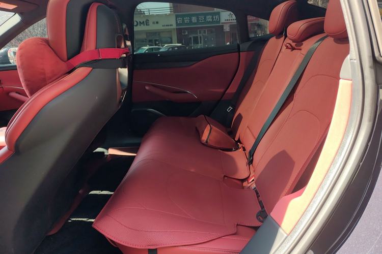 Used Xiaomi Auto SU7 2024 Rear-Drive Long-Range Intelligent Driving Version Left Rear Seat