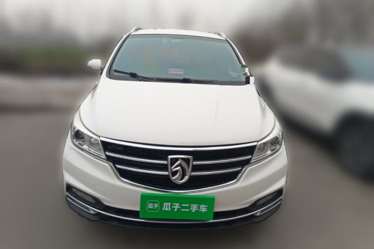 Used Baojun 730 2017 1.5T Manual Fashion Version 7 Seats China V Emission Standard Front