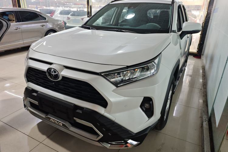 Used Toyota RAV4 2024 2.0L CVT Two-Wheel Drive Urban Edition