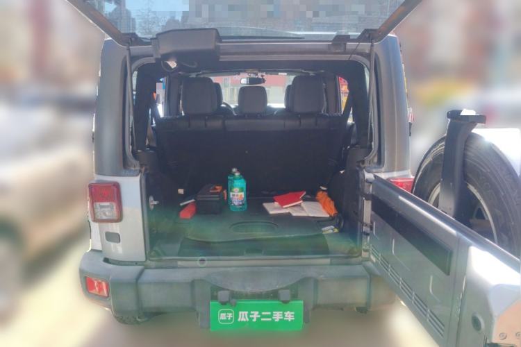 Used Jeep Wrangler 2015 3.0L Sahara Four-Door Comfort Edition