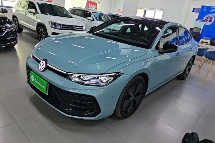 Used Volkswagen Passat 2025 Pro 380TSI Starry Dragon Luxury Edition Guazi used car, China used car export, Used car for sale, Used cars, Cheapest cars for sale
