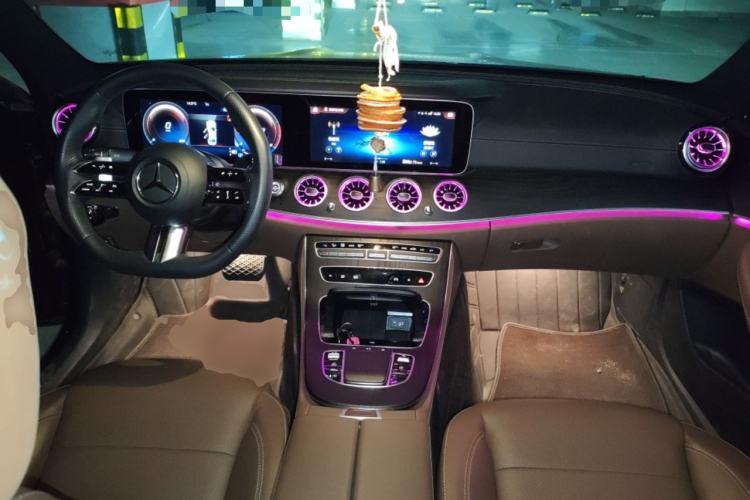 Used Mercedes-Benz E-Class 2023 Restyled E 300 L Sporty and Stylish Edition Center Console