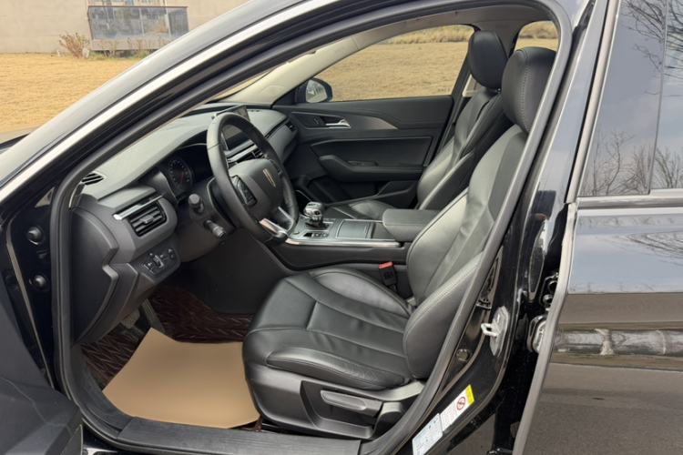 Used Hongqi H5 2022 Classic Model 1.5T DCT Flagship Edition
