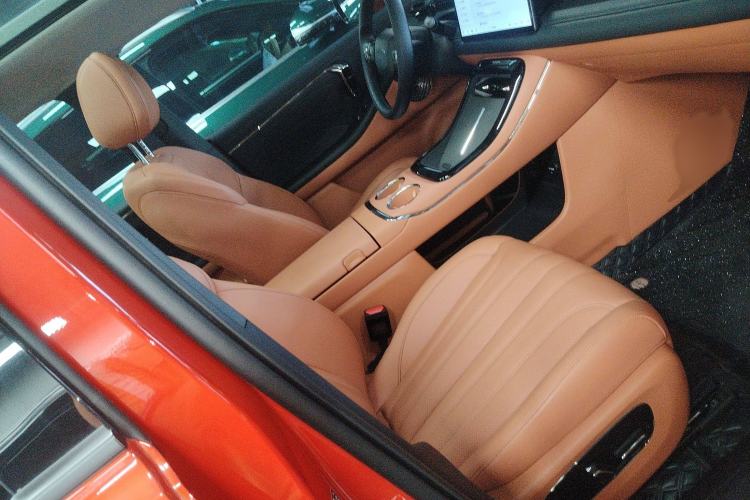 Used AION V 2024 Aion Tyrannosaurus 650 LiDAR Edition
