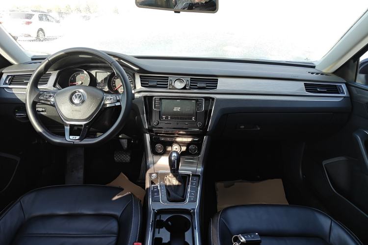 Used Volkswagen Passat 2017 330TSI DSG Luxury Edition