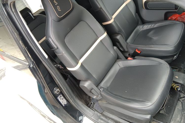 Used Baojun KiWi EV 2021 Artist Model Ternary Lithium