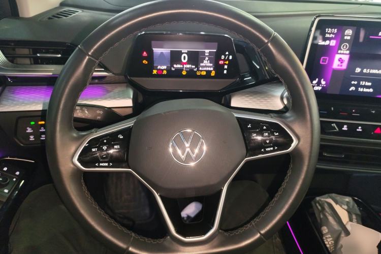 Used Volkswagen ID.6 X 2021 Prime Smart Four-Wheel Drive Edition Steering Wheel