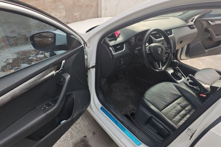 Used Skoda Octavia 2017 1.6L Automatic Smart Drive Edition
