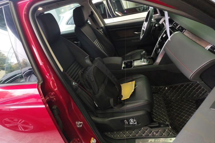 Used Land Rover Discovery Sport 2022 249 PS R-Dynamic SE Performance Tech Edition 5 Seats Right Front Seat