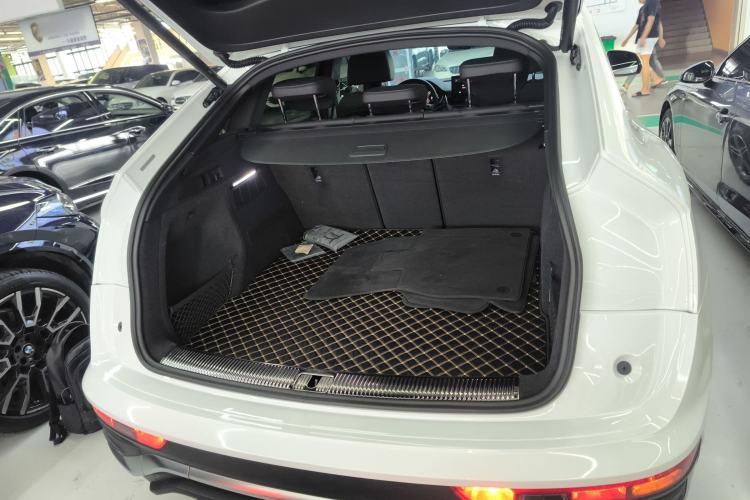 Used Audi Q5L Sportback 2022 40 TFSI Fashion Model