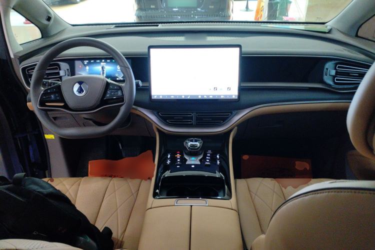 Used Denza D9 2022 DM-i 970 Four-Wheel Drive Flagship Model