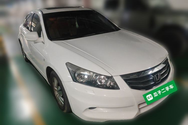 Used Honda Accord 2012 2.0L SE Front Right 45 Deg