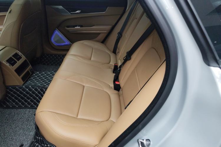 Used Jaguar XFL 2024 2.0T P250 Two-Wheel Drive Prestige Luxury Edition