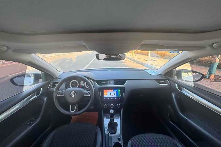 Used Skoda Octavia 2019 TSI280 DSG Luxury Edition Station Wagon China VI Standard