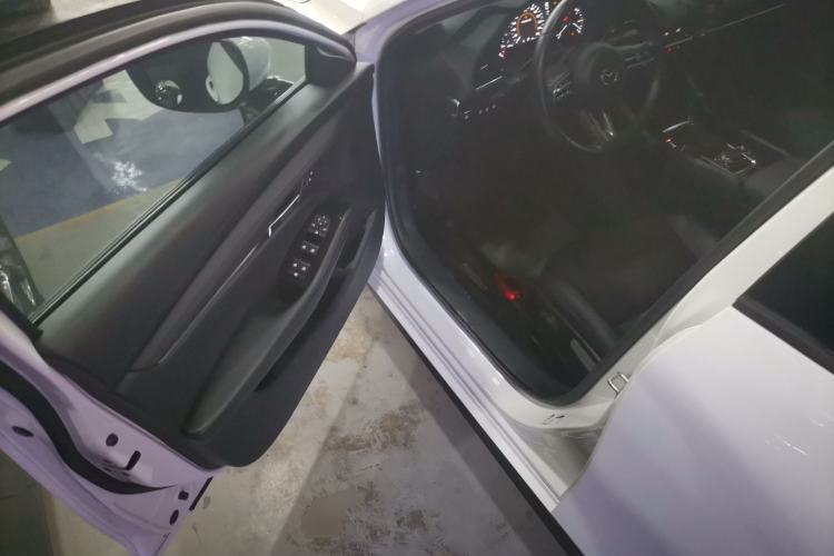 Used Mazda Mazda 3 Axela 2021 2.0L Automatic Zhiya Edition