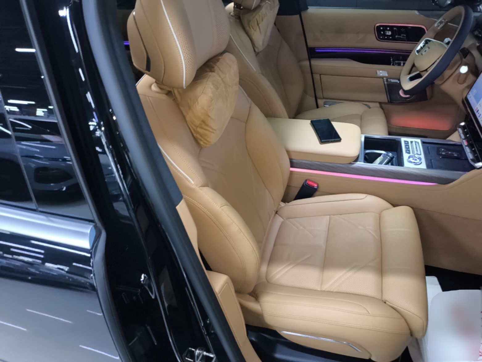 Zeekr 9X 2025 Hyper Edition 70kWh — снимка 19