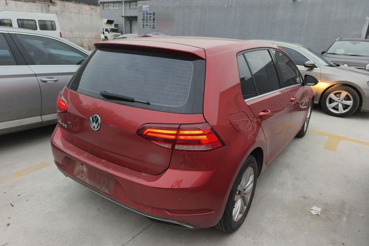 Used Volkswagen Golf 2018 230TSI Automatic Comfort Model
