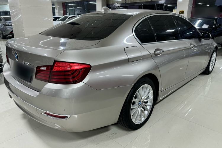Used BMW 5 Series 2014 525Li Luxury Design Package Exterior 3