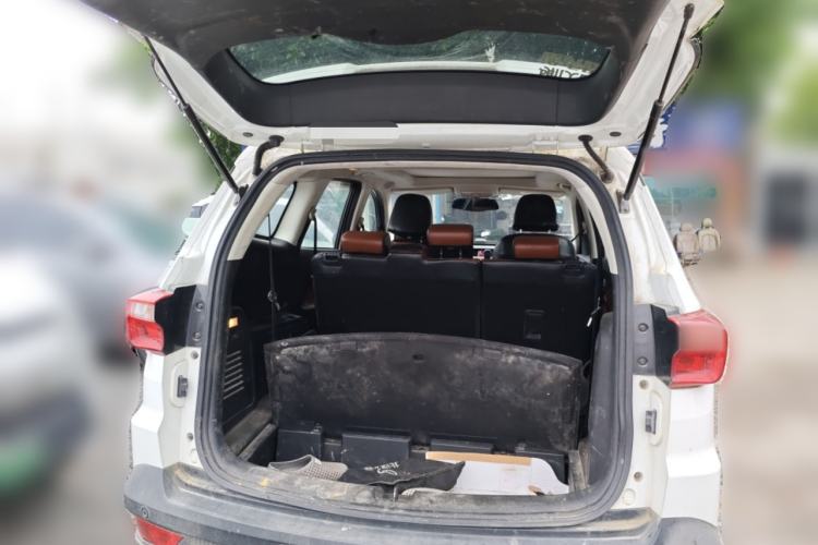 Used HYOSOW S3 2016 S3L 1.5L Manual Premium Edition Trunk