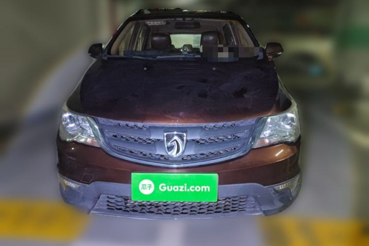 Used Baojun 730 2015 1.8L Manual Luxury Navigation ESP Version 7-seater
