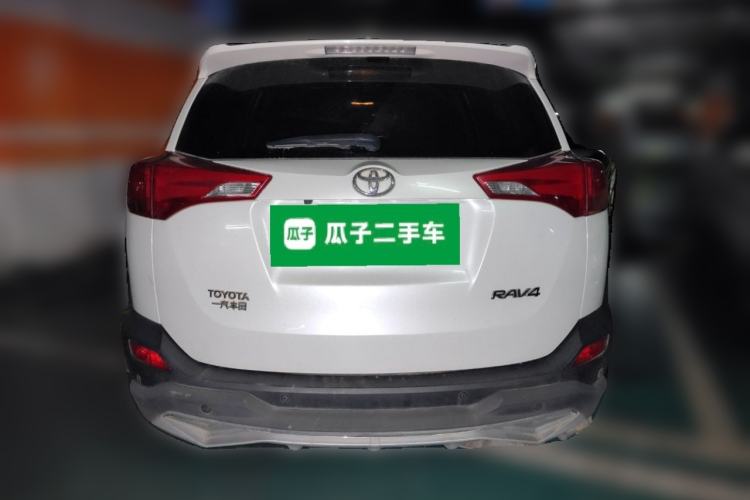 Used Toyota RAV4 2015 2.0L CVT Two-Wheel Drive Fashion Edition