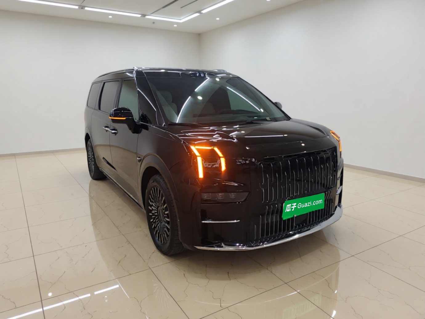 Zeekr 009 2024 Six-Seat Executive Version 4WD 108 kWh — снимка 3