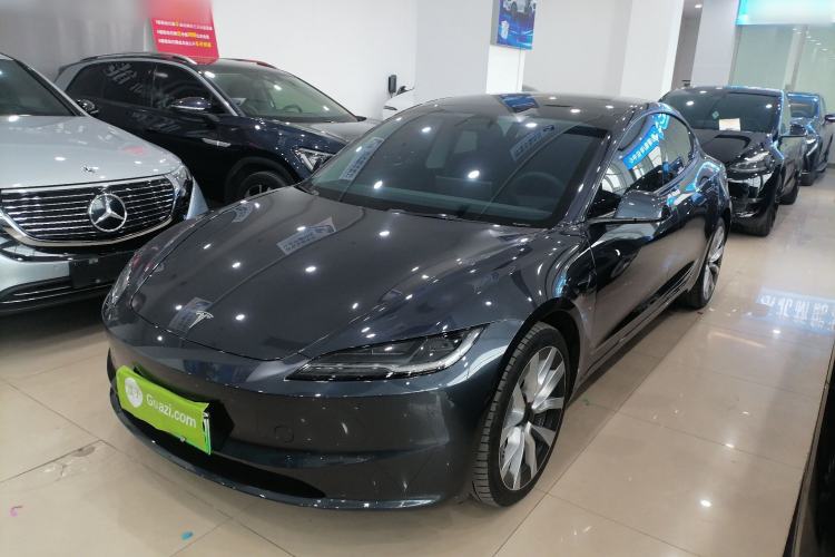 Used Tesla Model 3 2023 Long-Range All-Wheel-Drive Version