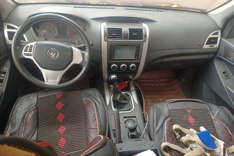 Used Foton Tunland 2015 2.8T Diesel Two-Wheel Drive Entry Version BJ493ZLQ4
