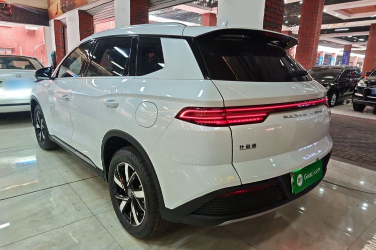 Used BYD Song Pro New Energy 2024 HONOR Edition DM-i 71KM Navigation Model
