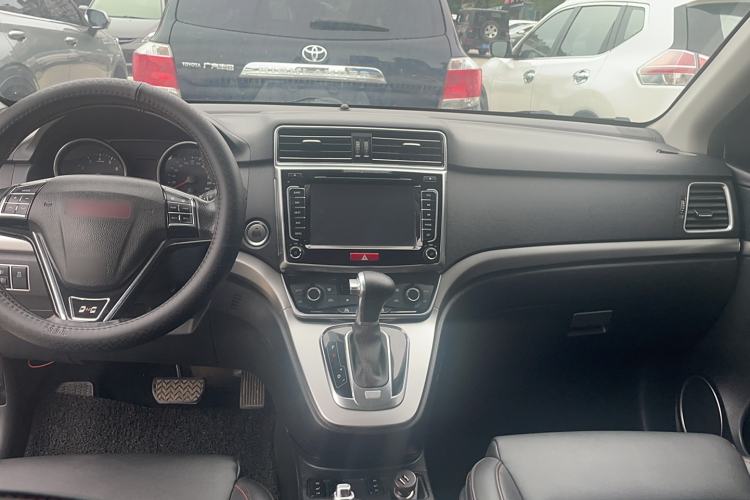 Used Haval H6 2015 Sport Edition 1.5T Automatic Two-Wheel Drive Luxury Model