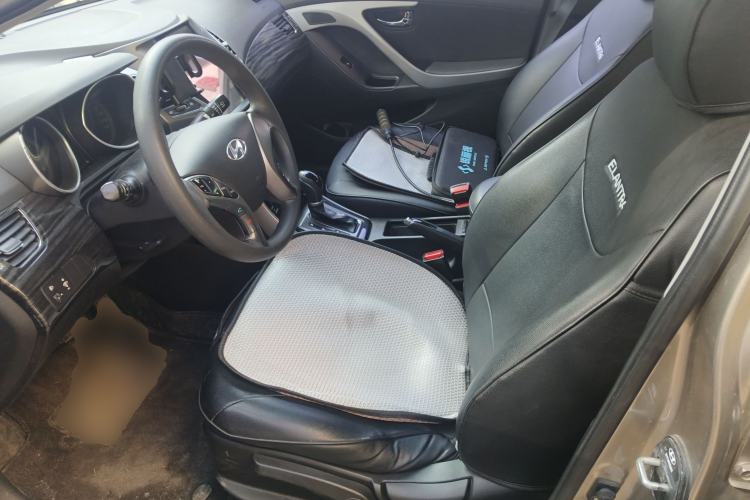 Used Hyundai Elantra (5th Generation / Langdong) 2012 1.6L Automatic Leading Model
