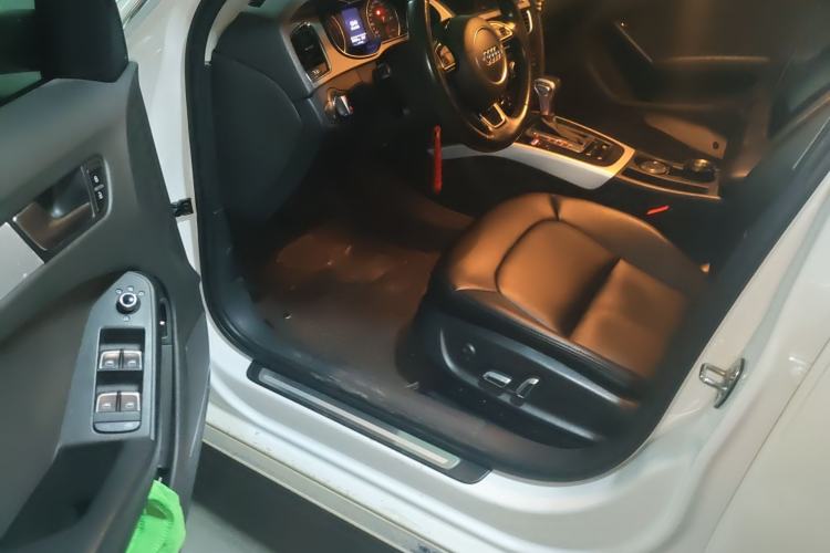 Used Audi A4L 2015 35 TFSI Automatic Standard Model
