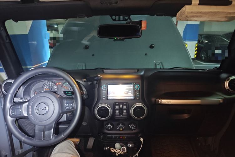 Used Jeep Wrangler 2014 2.8TD Sahara Four-Door Edition