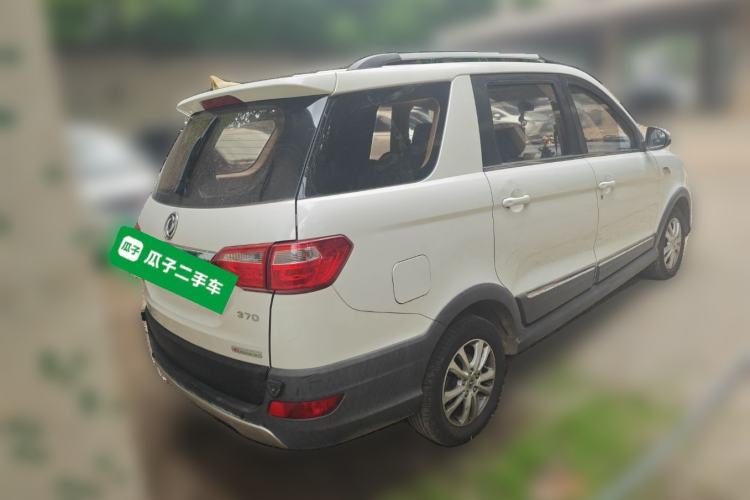 Used Dongfeng Fengon 370 2016 1.5L Manual Luxury 7-Seater Rear Right 45 Deg