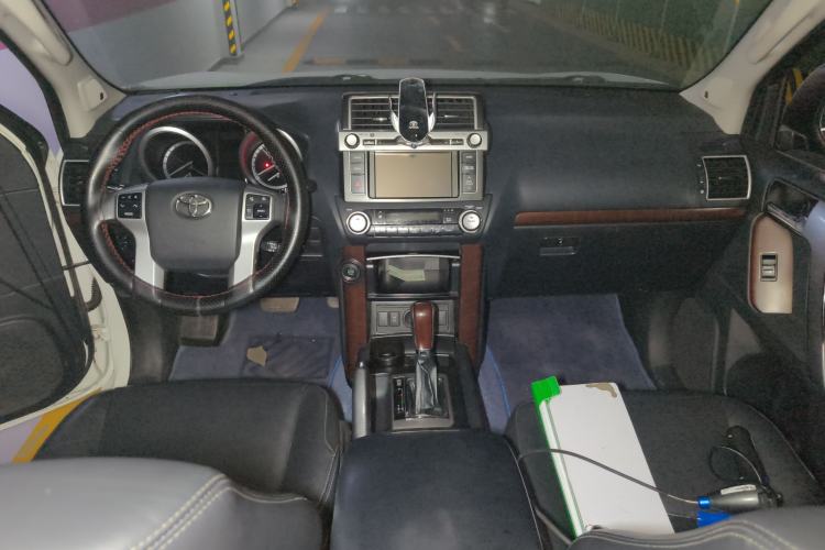 Used Toyota Prado 2016 3.5L Automatic TX-L NAVI Center Console