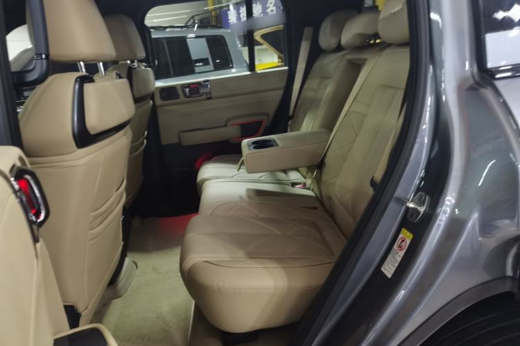 Used Formula Leopard Leopard 5 2023 Explore Edition