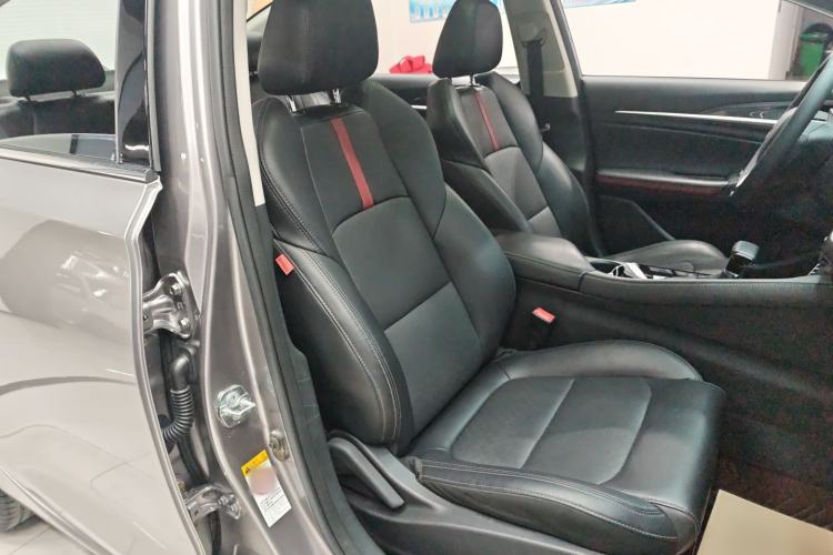 Used CHANGAN Eado 2020 PLUS Blue Whale NE 1.4T GDI DCT Prestige Model
