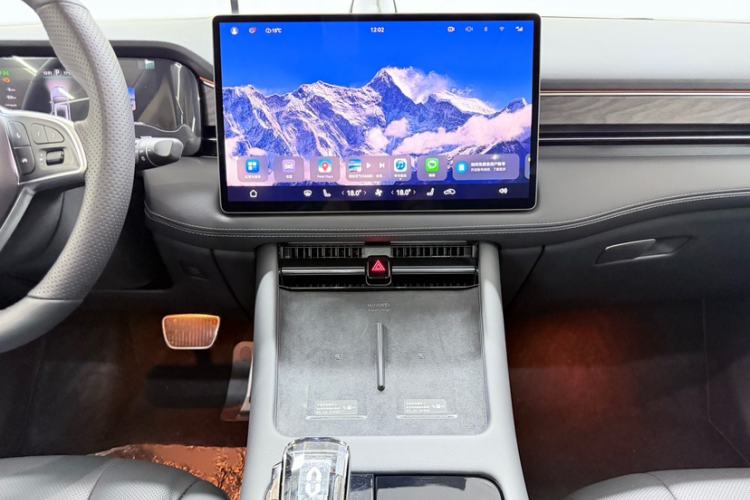 Used Hima AITO M7 2024 1.5T Rear-Drive Plus Version 5 Seats Audio And AC Panel