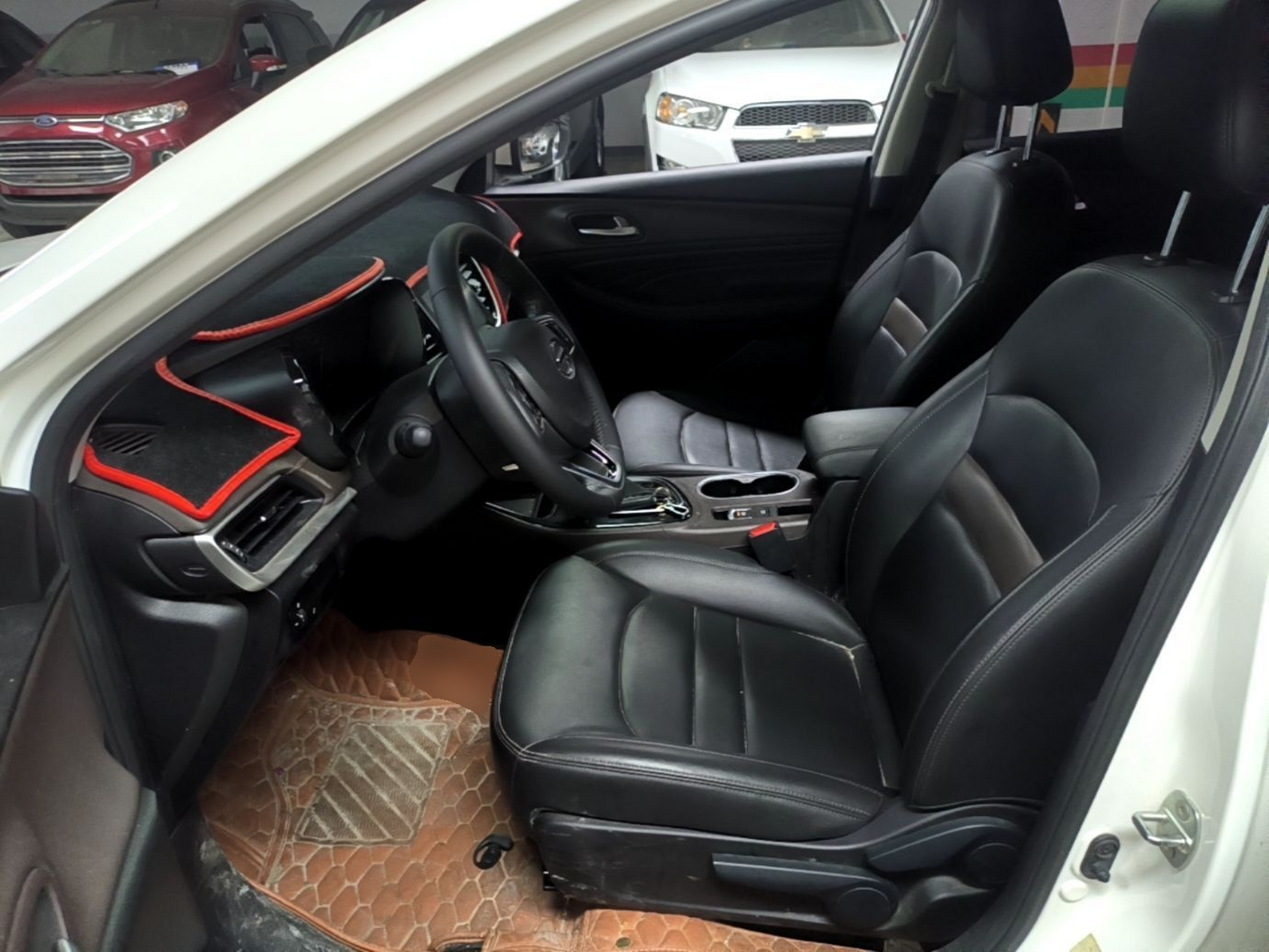 Interior delantero