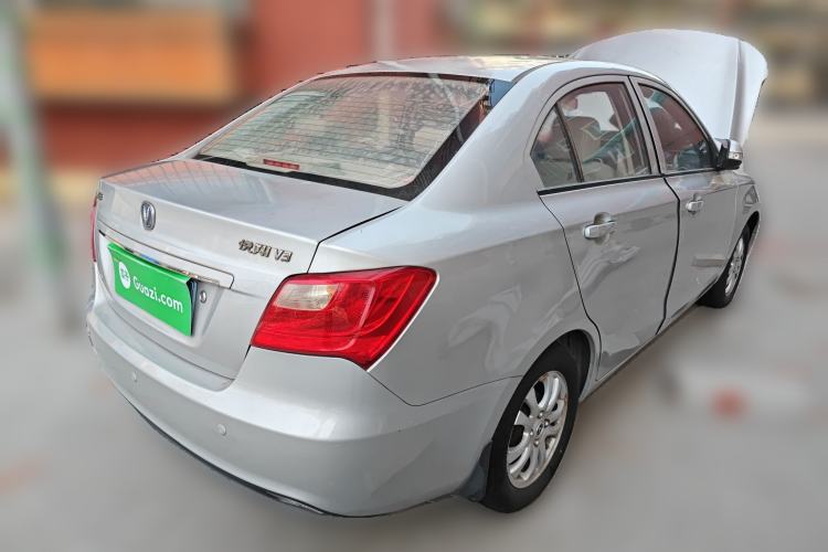 Used CHANGAN Alsvin V3 2012 1.3L Manual Luxury Version China IV Standard
