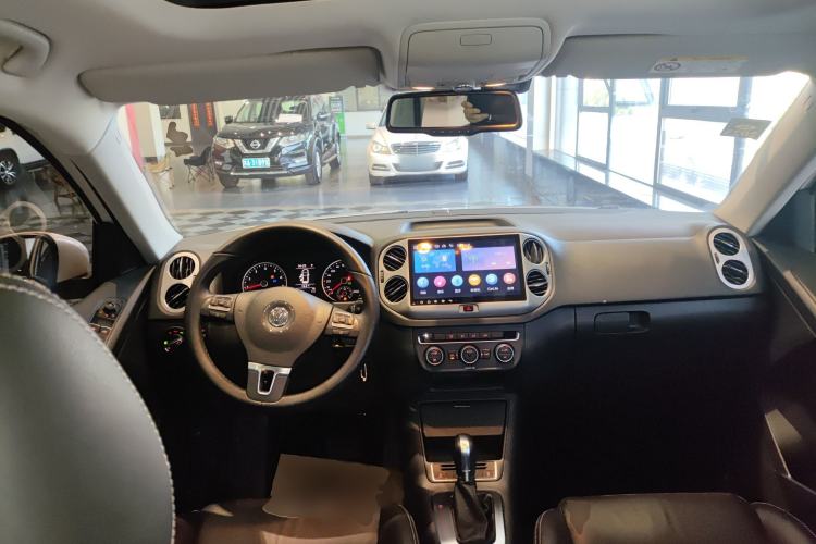 Used Volkswagen Tiguan L 2017 300TSI Automatic Two-Wheel Drive Silk Road Comfort Edition