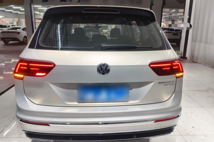 Used Volkswagen Tiguan L 2019 Restyled 330TSI Automatic Two-Wheel Drive R-Line Flagship Version China VI Standard
