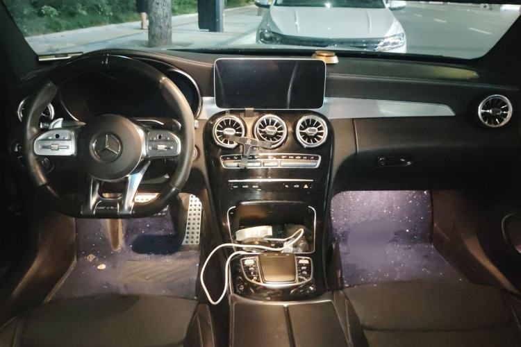 Used Mercedes-Benz C-Class AMG 2019 AMG C 63 Coupe Center Console