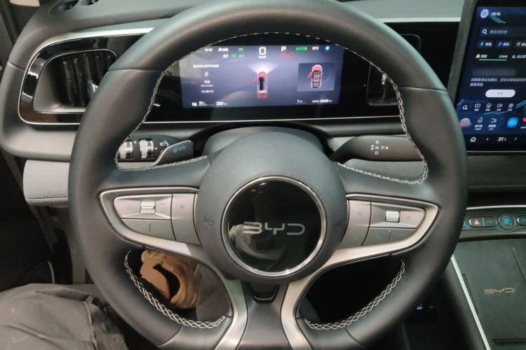 Used BYD Sealion 05 EV 2025 520 km Smart Cruise Version Steering Wheel