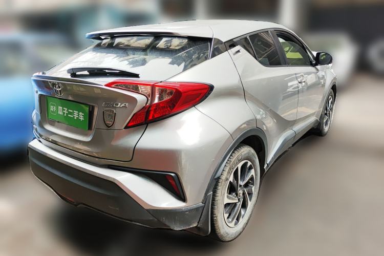 Used Toyota IZOA 2018 2.0L Yichi Edition China V Standard